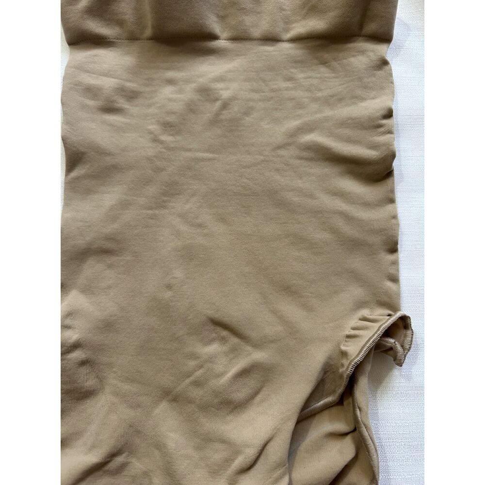 Skims NWOT Seamless High Waisted Shapewear Clay Color Size Small - Picture 3 of 4